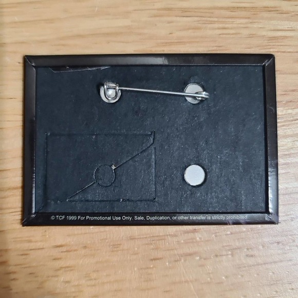 Vintage 1999 movie promo Light It Up pin Usher - Picture 2 of 5